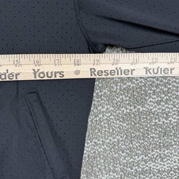 Lululemon Final Lap Jacket Women's Size 6 Black Vented Full Zip Performance Run - Picture 4 of 6